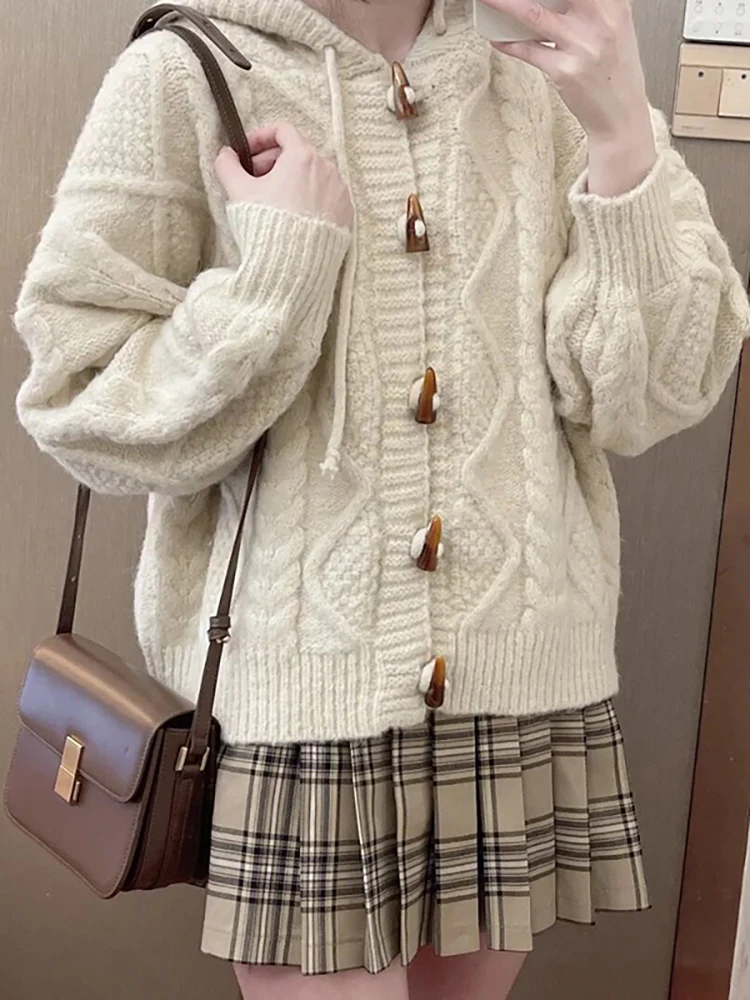 ニットカーディガン 女性 秋冬 ゆったり 使いやすい どんな色がおすすめか