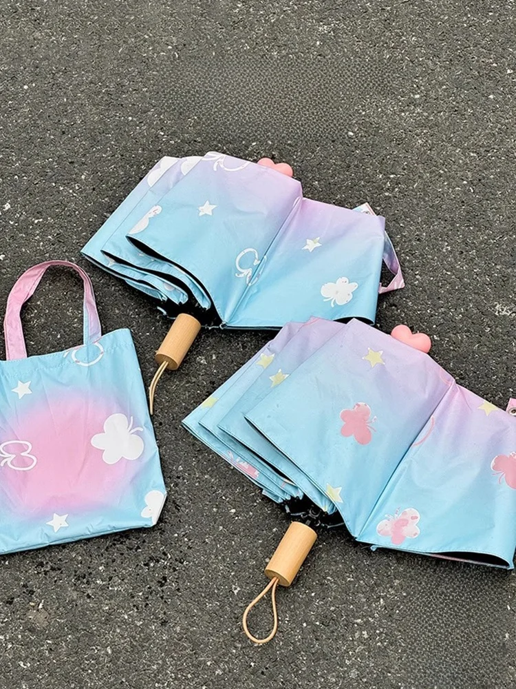 100円傘と200円傘の違い：高品質落水で花が出現する両用傘の実際の性能と価格対応