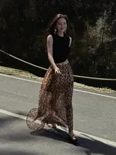 極上の柔らかさ！桑蚕絲製レオパードプリントスカート【リゾートスタイル・ミニマリスト】