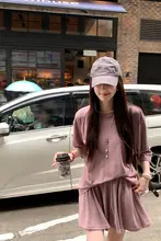 モダールストレッチニットのゆったりラウンドネック七分袖Tシャツとショートパンツ（セットアップ対応）