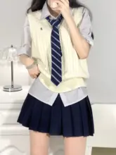 麻のVネックニットベスト【薄手・幅広サイズ・学院風・無地】