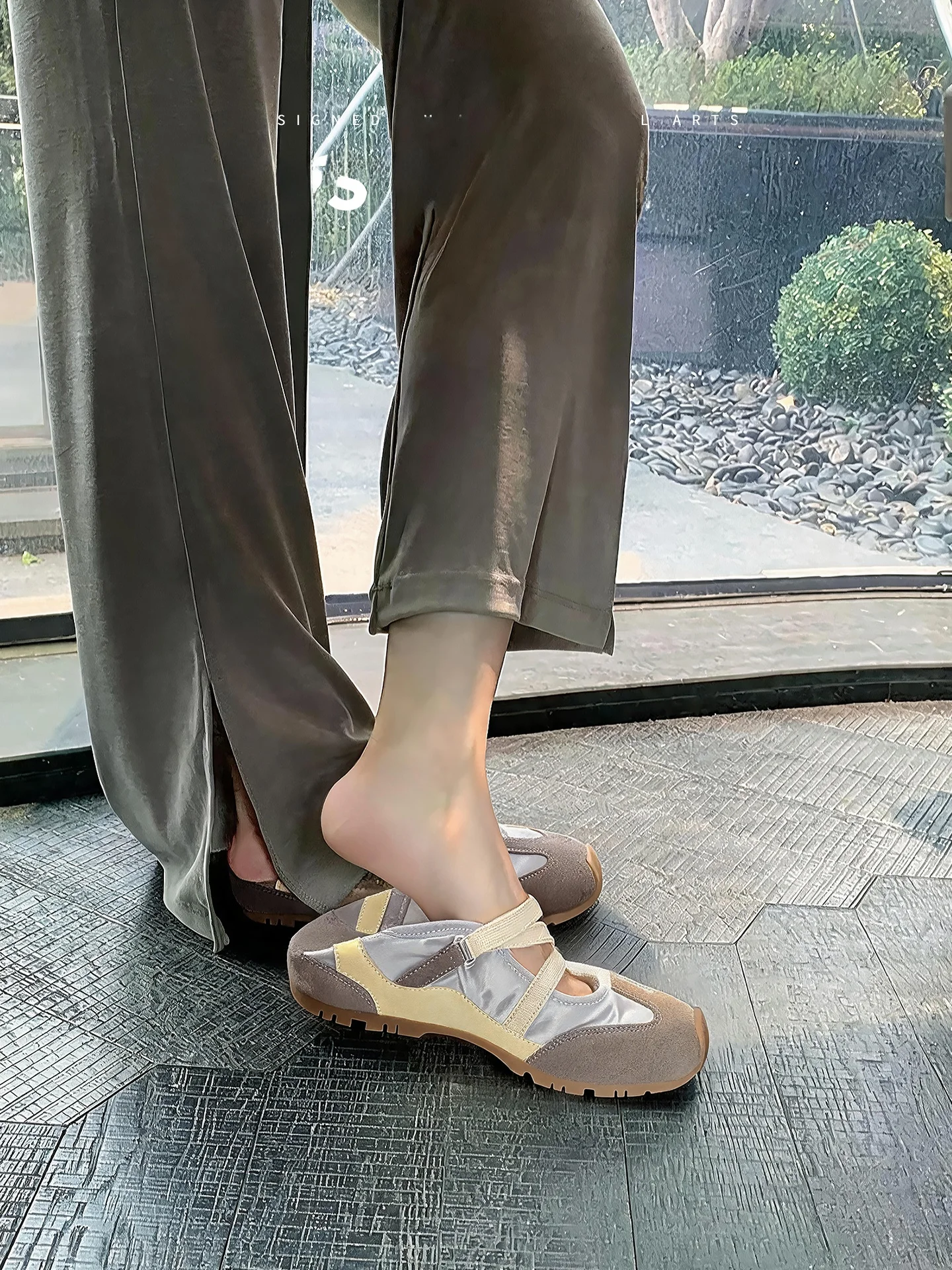 通気性に優れた夏用レトロマリージェンシューズ：歩きやすいデザインと疲れないサポート
