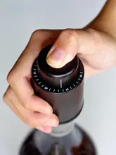 PTZER スマートバキュームワインストッパー【赤ワイン用・日付管理機能付き・家庭用】