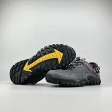 男女兼用 防滑仕様の軽量ハイキングシューズ【通気性・アウトドア用・川遊び対応】