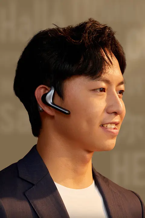多言語対応のリアルタイム翻訳イヤフォン【Bluetooth・AI翻訳機能・オフライン使用可能】