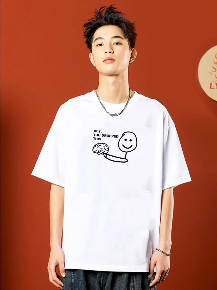 ピチピチTシャツはダサいとされるが、実はこれで通気性と個性を両立できる？