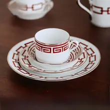 イタリア製迷宮デザインの陶器食器【プレート・ボウル・カップ・マグカップ・ディッシュ】