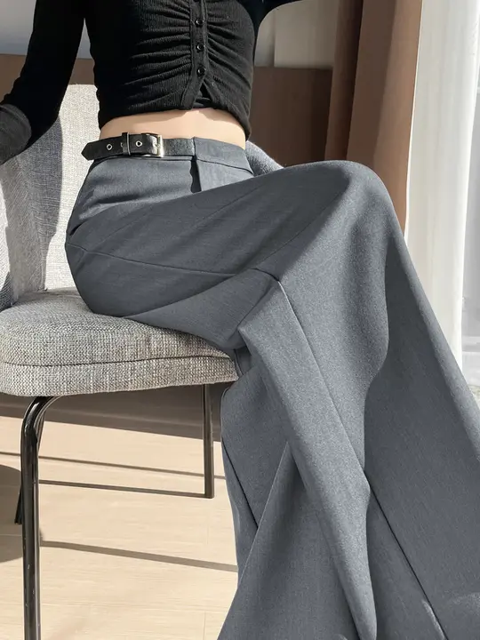 高級感のあるグレーウエストパンツ【サイドベルト付き・ワイドレッグ】