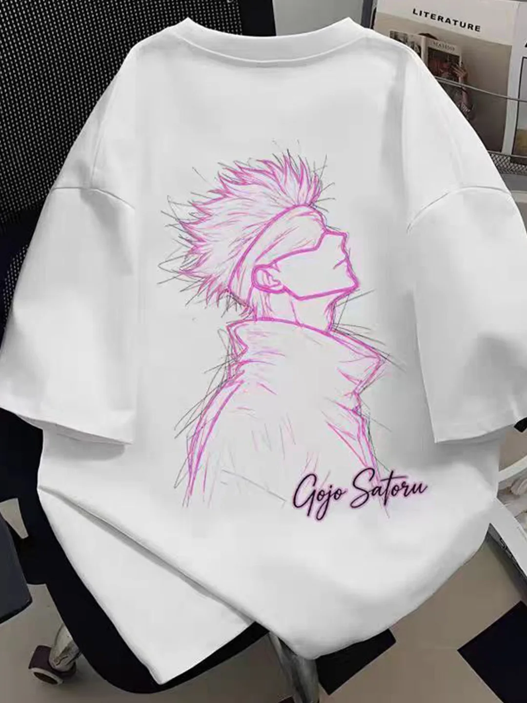 1万円Tシャツで悩む大学生に、B5サイズのオリジナル同人手描きイラストが 選ばれる理由は？
