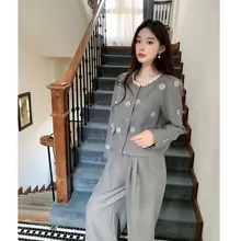 春季ファッションデザインの女性用アウター＆ワイドパンツ【スタイリッシュ・気品ある】（セットアップ対応）
