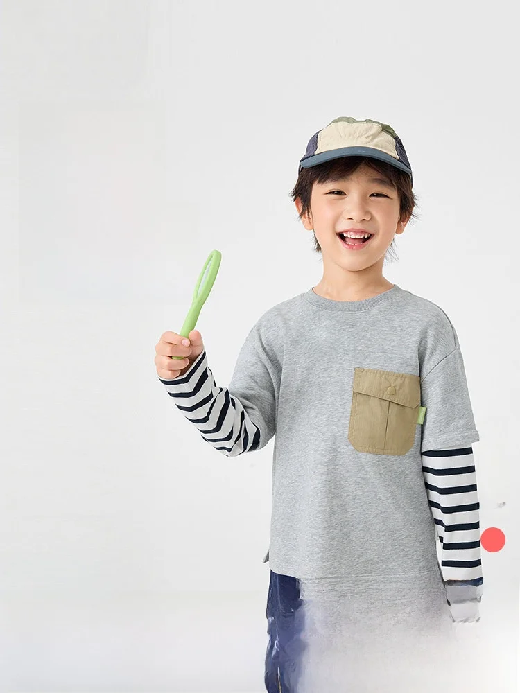 20度の日差しにどう対応するか？小学生男の子の春服選びで注目すべき「全棉時代」のパーカーとは