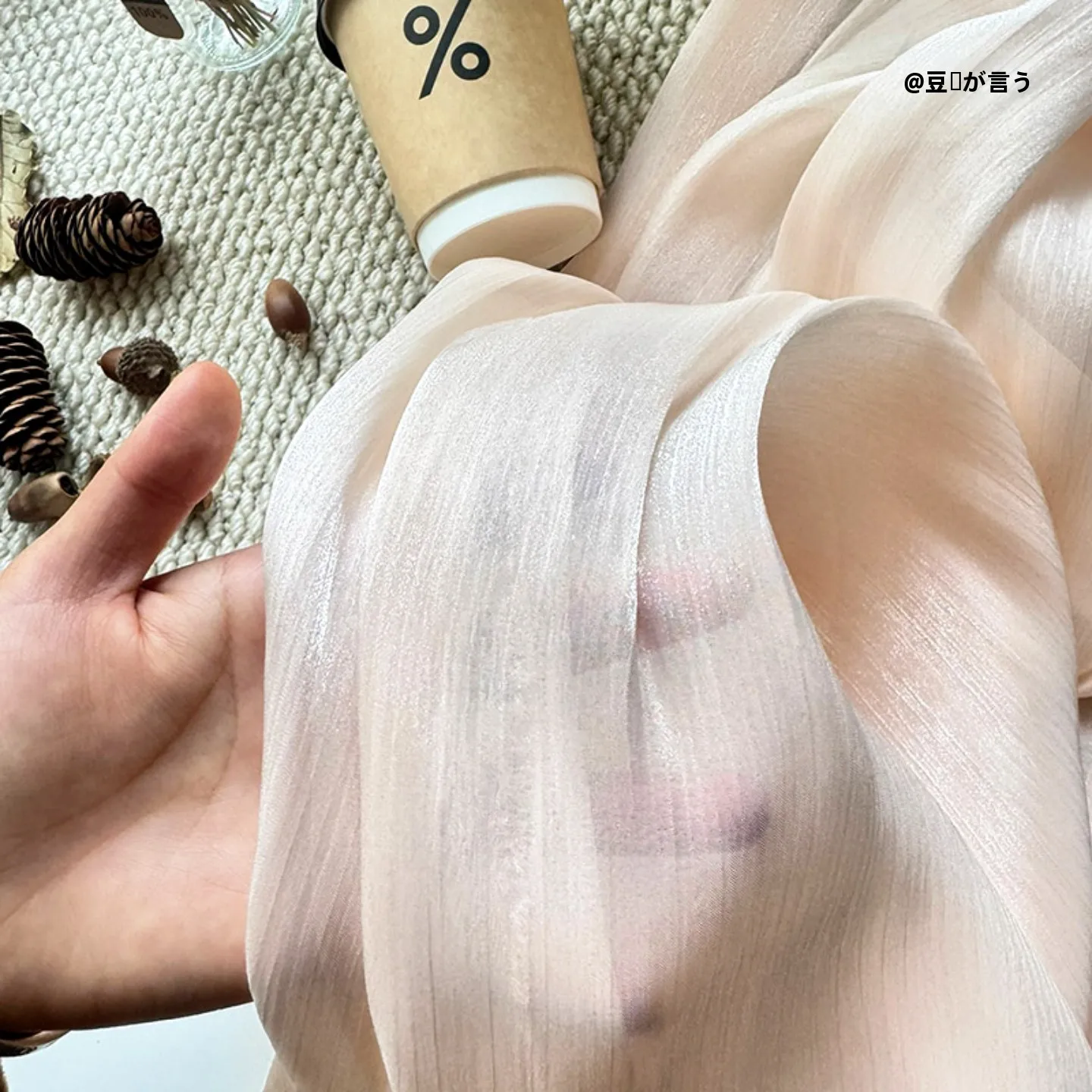 写真加工で写真がきれいになる方法は？高級感を演出するクリーム色バックドロップの使い方