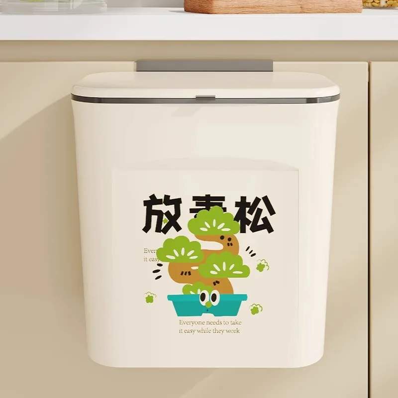 壁掛け式キッチンゴミ箱：大容量・高デザイン性でキッチンの整理を実現