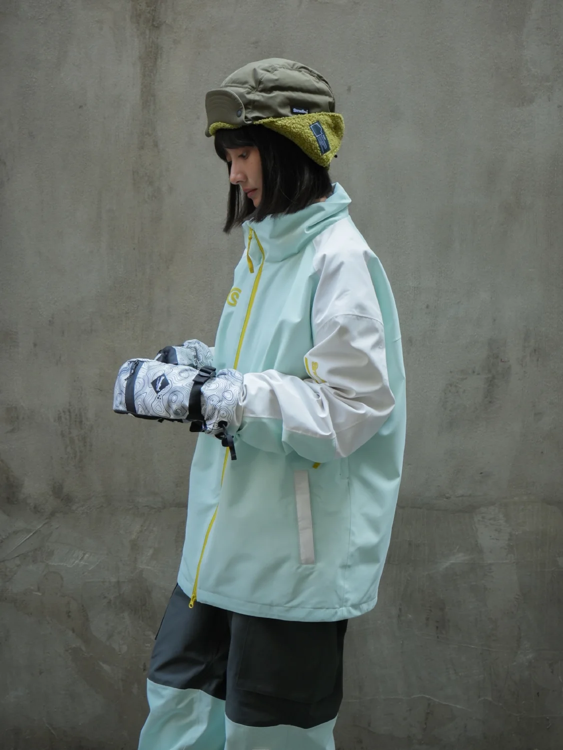 スノボ ウェア ズボン SNOWLINE REAL 70 ブロックカラー：防風・透湿性能と実際の使用シーン