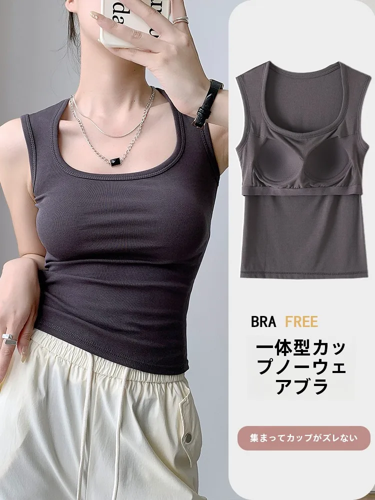 高級感あるワイドストラップ一体型ブラトップ：体型補正とスリムフィットの実用性を検証