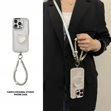 立体パール付きストロベリースタンド【スマートフォン用・水泥風デザイン・スリングタイプ】