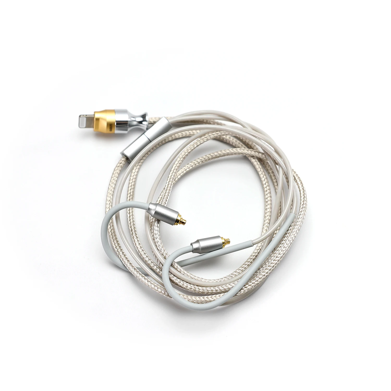 Apple Lightning対応ヘッドフォンケーブルM110A：線控マイク付きの極上の柔らかさと実用性