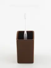 シンプルな陶器製の洗面器【ホテル・民宿用・ブラシカップ】