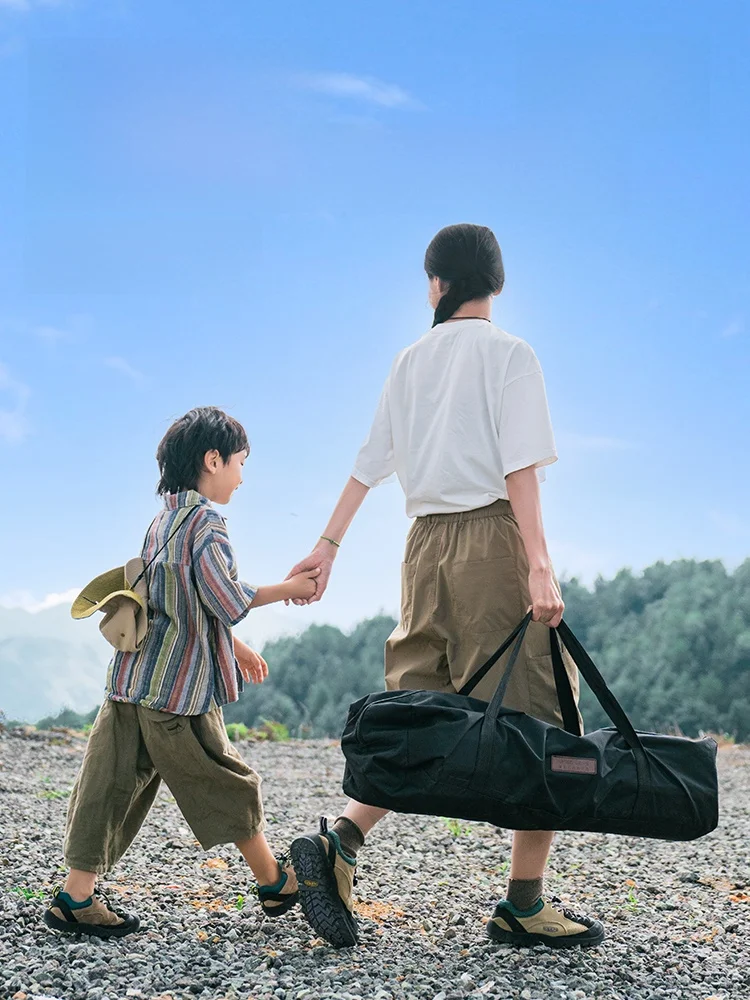 折りたたみ式キャンプテーブル＆チェアセット：冬キャンプ対策に最適な保温スペースの実用性解析