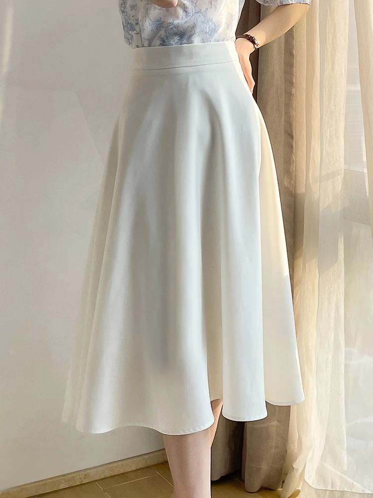 大人可愛い服 40代コーデ 完全ガイド｜シルエットと色使いのバランス