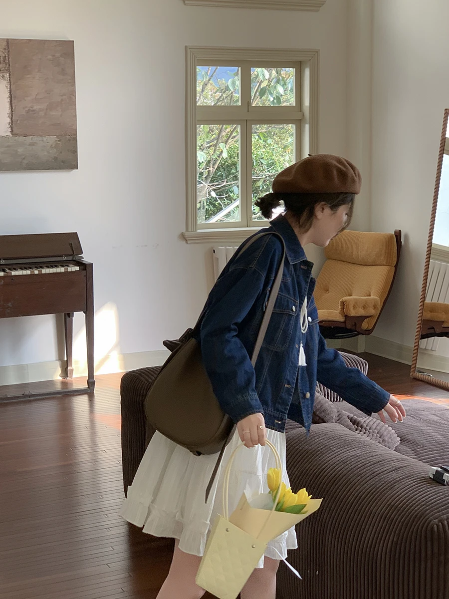 デニム コーデの基本ルールと実践ガイド｜短外套で自然なバランスを実現