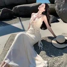 立体花柄デザインのVネックキャミソールワンピース【優雅でセクシー・ロマンティック・デート用・リゾートスタイル】