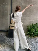 米白色の軽やかなシャツ【カジュアル・広がるパンツ付き・夏用】（セットアップ対応）