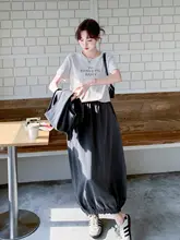 シンプルなベストTシャツとフラワーキュロットスカートの3点コーディネート（セットアップ対応）