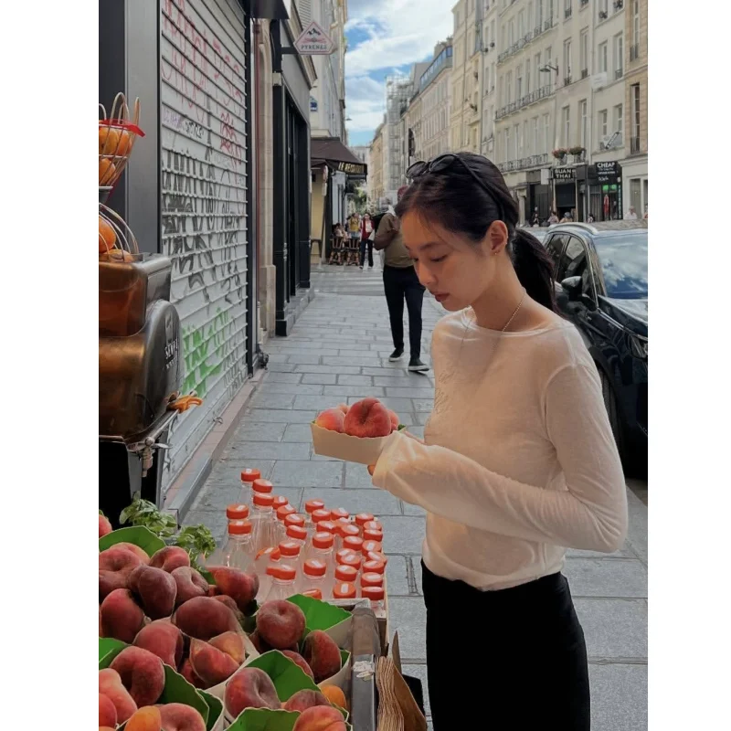 アシンメトリーオフショルダーロングスリーブTシャツ【シンプルプリント・スリムフィット】（セットアップ対応）