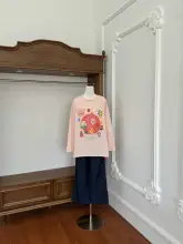 かわいいプリントのピンク長袖Tシャツ【ゆったりフィット・カジュアルスタイル】