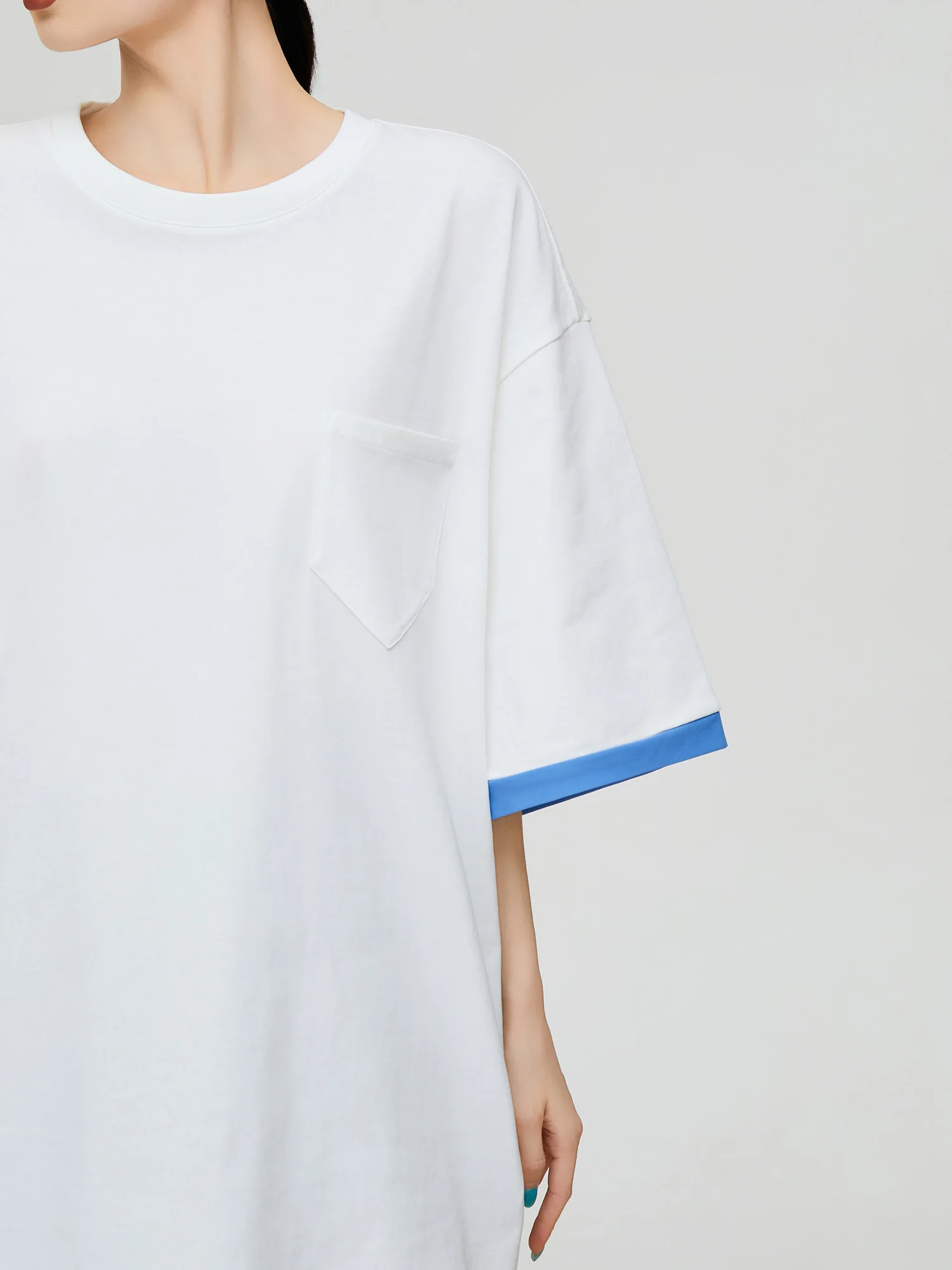5部袖Tシャツの特徴と着用シーン：小意達の花 フィットホワイトモデルの実際の使い方