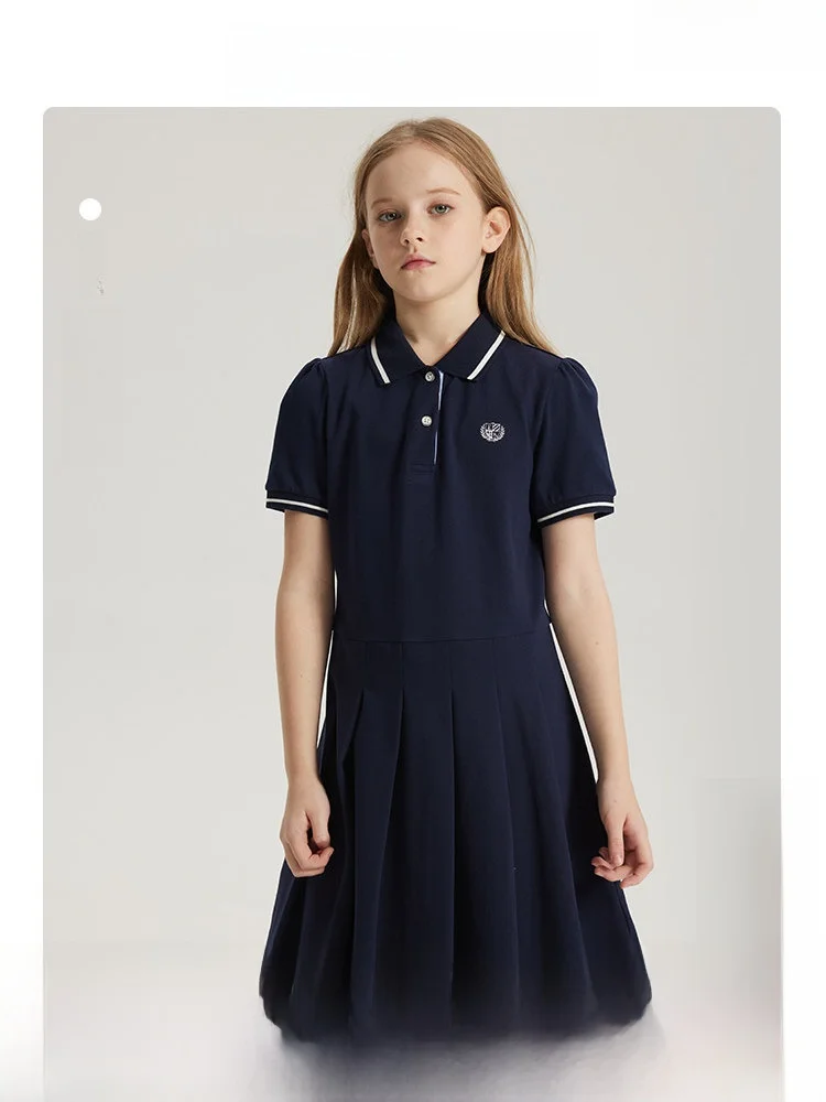リメイクtシャツをワンピースに変える方法は？学院風のポロワンピースが夏の着こなしを救う理由