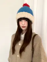 カラフルなポンポン付きニット帽【女性用・冬季・暖かい・耳を守る】