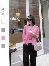 洗濯機対応！Vネックカーディガン【極上の柔らかさ・スーパー120精紡ウール】