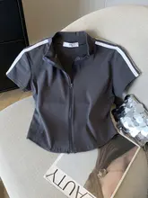 スポーティなデザイン！ジップ付き短袖Tシャツ【夏用・色分けデザイン・女性用】