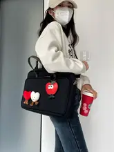 デザインが可愛い！アップルハートトートバッグ【大容量・ノートパソコン用・通勤バッグ】