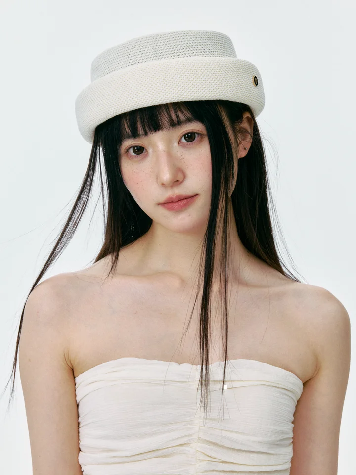優雅なフレンチスタイルの透 breathable ベレー帽【春夏用・レトロデザイン・トラベル仕様】