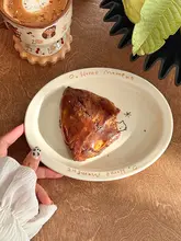 かわいいイラストの陶製お菓子皿【オーバルデザイン・ケーキ・朝食・フルーツ用】