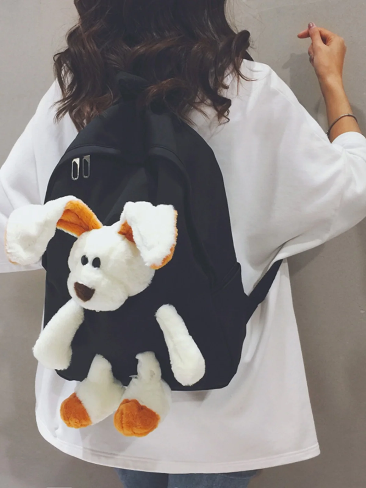 かわいいキャ ラクターリュック：通勤・旅行で実用性とデザインを両立