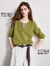 重ね着風デザインのニットトップス【クルーネック・Vネック・ダブルカラー】（セットアップ対応）