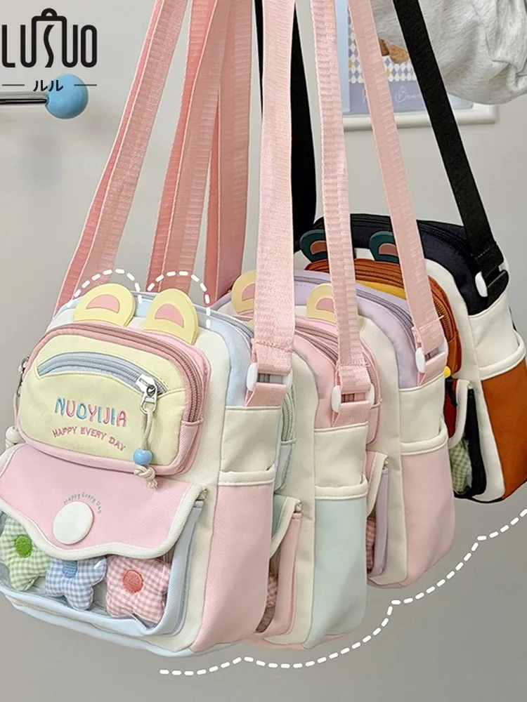1泊旅行のための小ぶりなバッグは、本当に「おしゃれ」で「軽い」ものが必要？