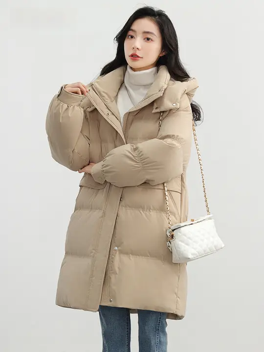 女性用中長丈ダウンコート【フード付き・極上の柔らかさ・スタイリッシュデザイン】
