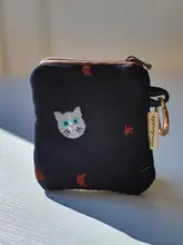 ミニポーチ ハンドメイド 布製 猫刺繍 キーケース イヤホンケース 小銭入れ リップケース