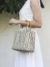 オリジナルデザインのリネンバッグ【ハンド刺繍・竹の持ち手・カジュアルスタイル】