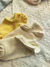 春夏用 薄手ショートソックス【コットン・透湿性・クルー丈・クリーム色・女性用】