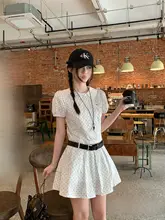 水玉模様のパフスリーブワンピース【ウエストマーク・Aライン・ショート丈】