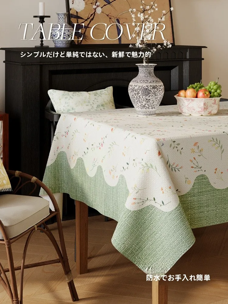 茶色のダイニングテーブルはどんなもの？一人暮らしに最適な自然な雰囲気を演出する方法とは？
