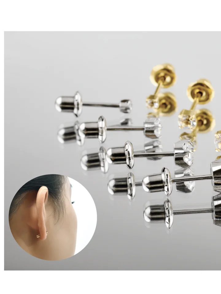 医療用チタン製シンプルデザインの耳飾り【キラキラのジルコニア・睡眠用・アレルギー対応】