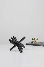 モダンミニマリストのブラックメタル幾何学アートオブジェ【リビングルーム・インテリア装飾】