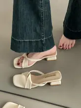 ファッショナブルなフラットサンダル【バタフライリボン・オープントゥ・スクエアトゥ】